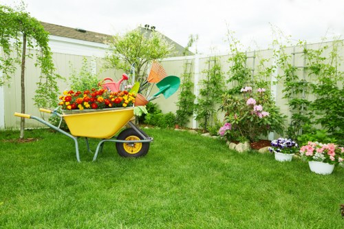 Clean and well-maintained deck in Romford